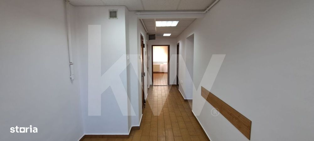 Apartament 3 camere decomandate , ultracentral ,parter — fotografia 1