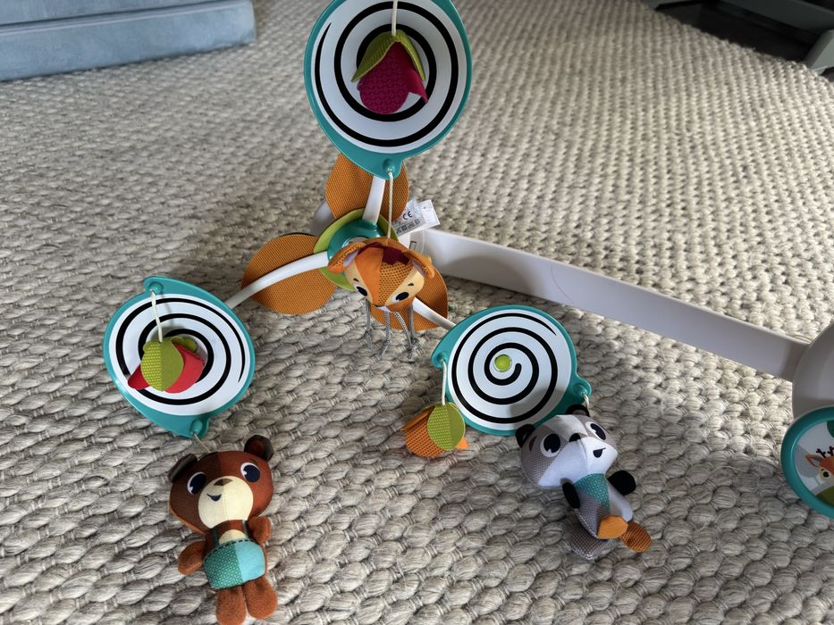 Tiny Love въртележка за кошара