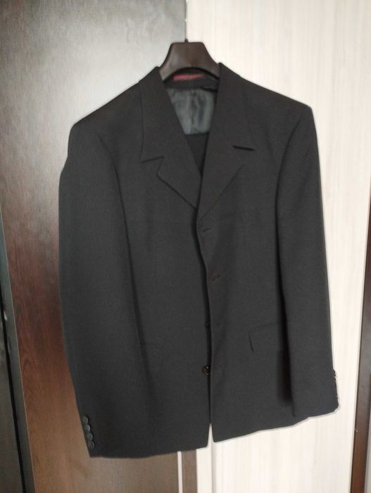 Мъжки костюм  номер 46
