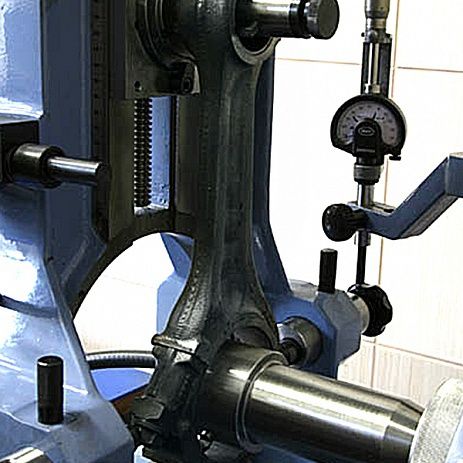 Расточка и ремонт шеек блока двигателей