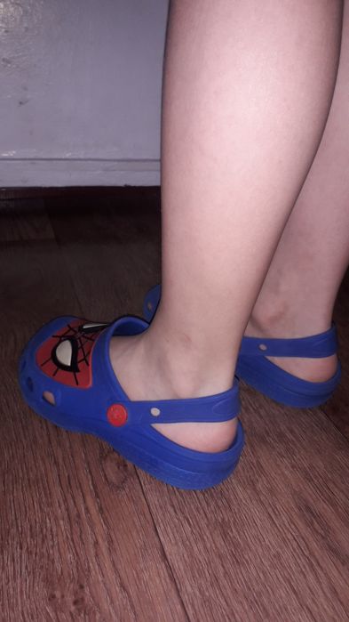 Кроксы, сандали, кроссовки, ботинки