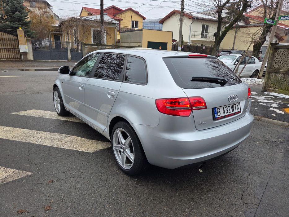 Audi a 3  1.6 benzina
