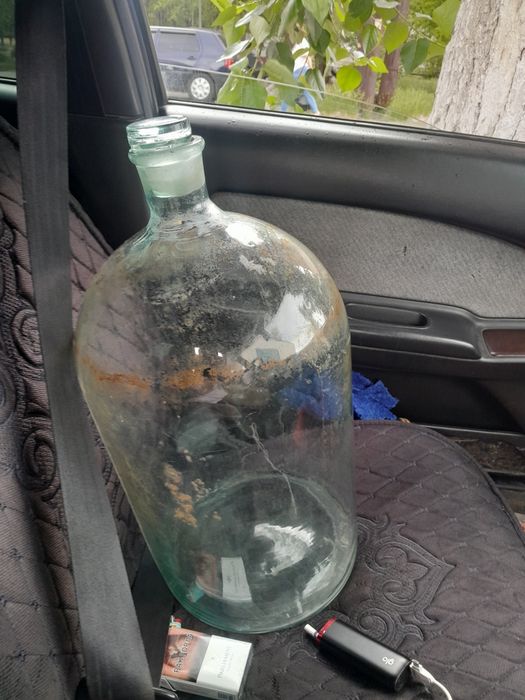 Продам бутыль 20л