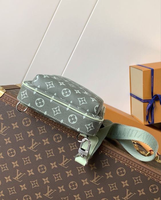 Чанта Louis Vuitton