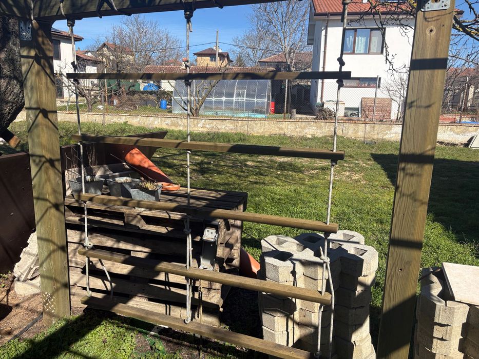 Детска катерушка / фитнес конструкция за двор