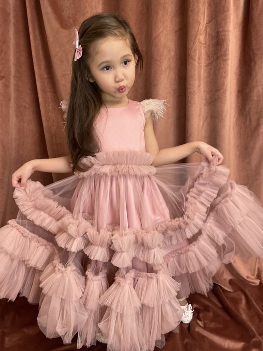 Платья для девочек