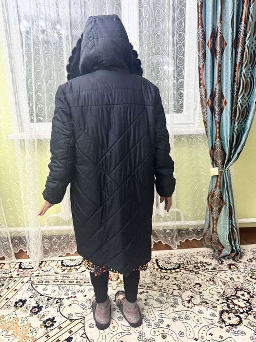 Продам зимнюю куртку 56-58