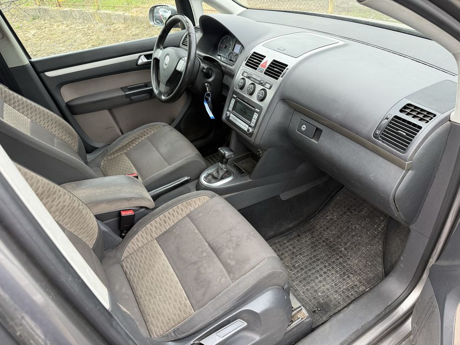 Vw Touran Cross 1.9 Tdi automat DSG