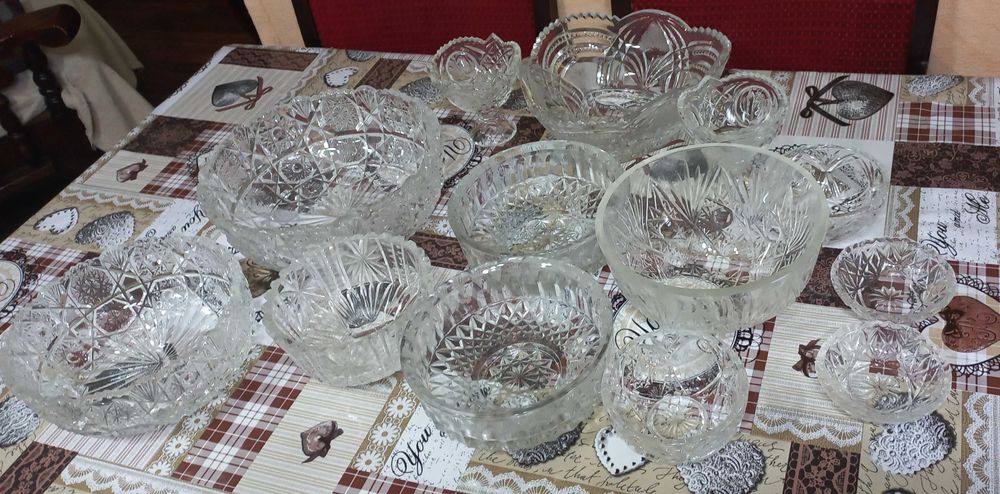 Хрустальные салатницы и вазочки