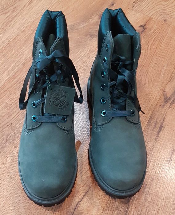Bocanci dama TIMBERLAND originali culori bleumarin,verde,grena 40/41
