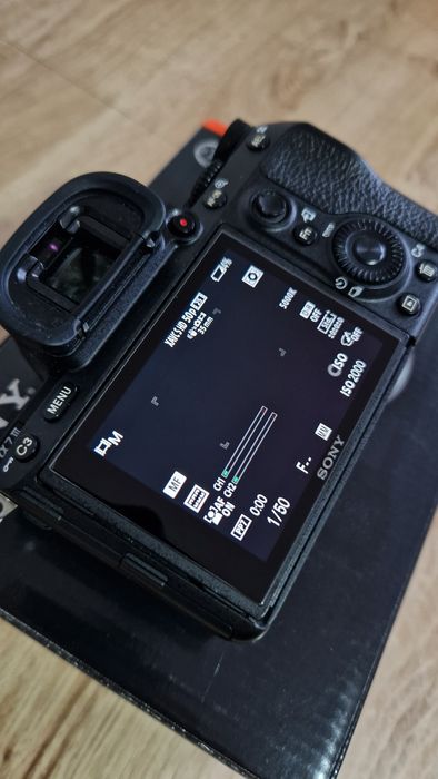 Sony a7 III  shutter count 8199