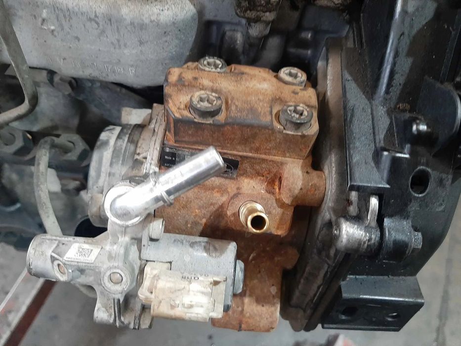 pompa inalta 1.6 d d4162t volvo v40 ford focus 3  5ws40893  a2c59513831