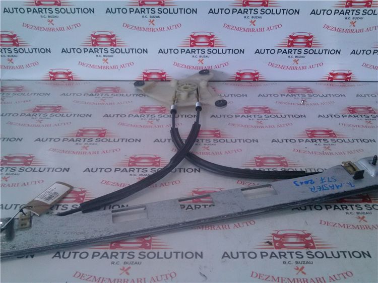 Macara geam usa stanga fata renault master an fabr. 2013