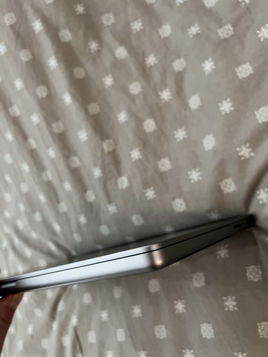 Macbook m1 pro 16gb, 512 GB ssd, 16.2 inch, impecabil la cutie si incarcator original!