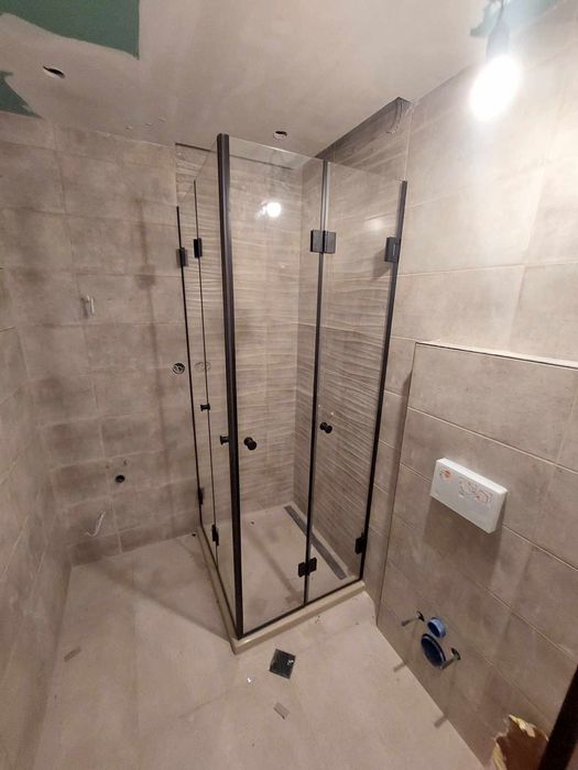 VITRAX GLASS SYSTEMS Производство и монтаж на душ кабини,парапети,пара