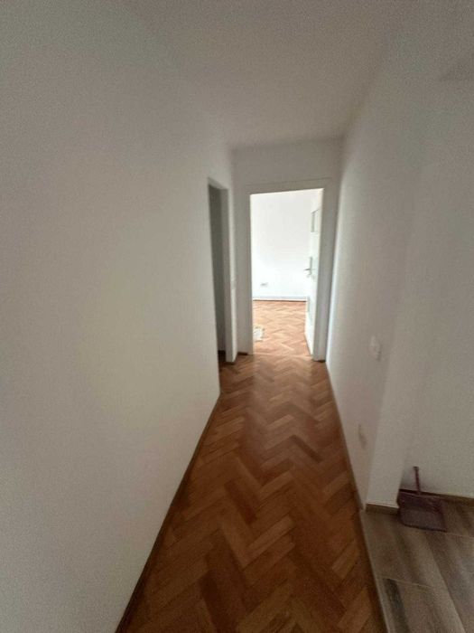 Vand apartament Cluj-Napoca, Aleea Peana, Nr.9, Etaj 3
