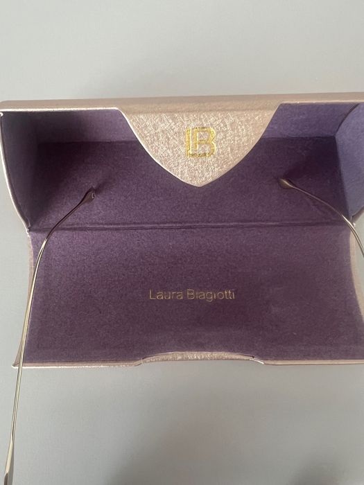Оригинални слънчеви очила Laura Biagiotti