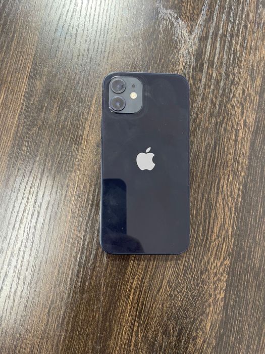Продам айфон 12 64 гб