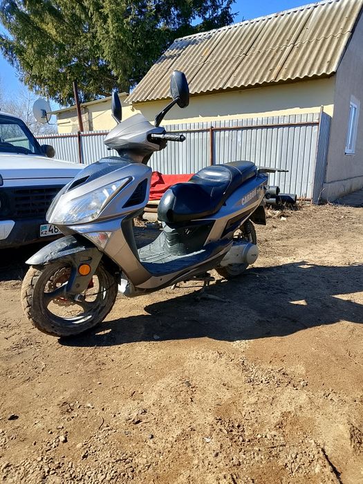 Продам скутер.            .