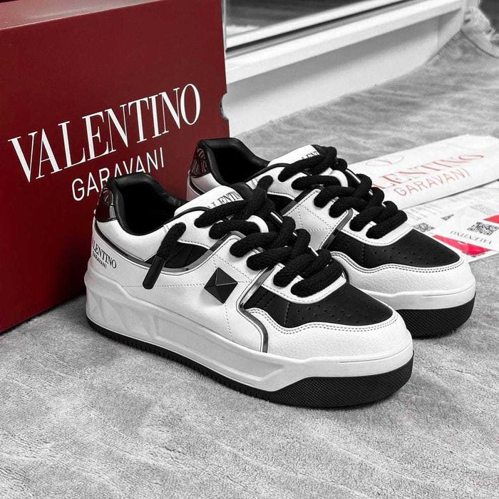 Valentino Garavani Alb & Negru