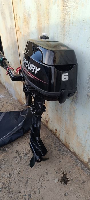 Лодочный мотор Mercury 6