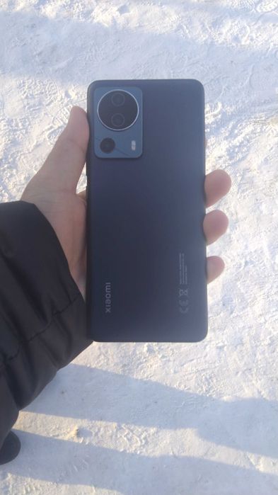 Продам телефон Xiomi Lite 13