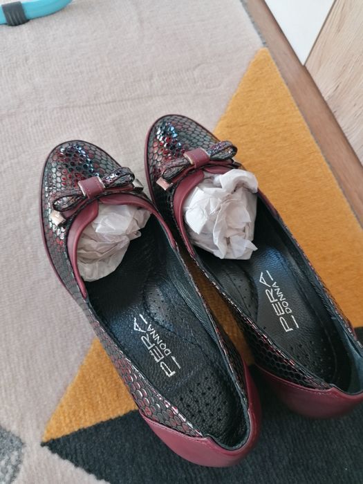 Дамски обувки/естествен лак