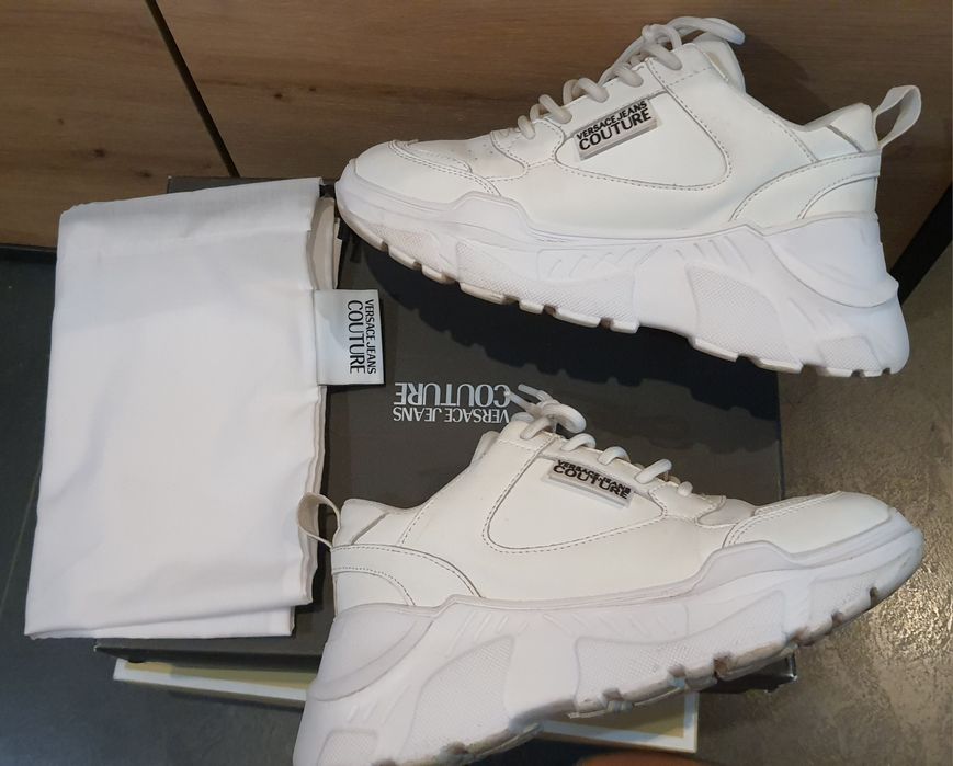 Сникърси Versace в бяло 36н