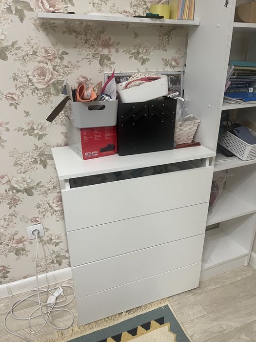 Стеллаж и шкаф новые