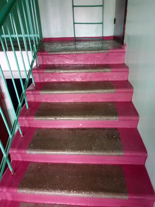 Услуги уборки подъездов