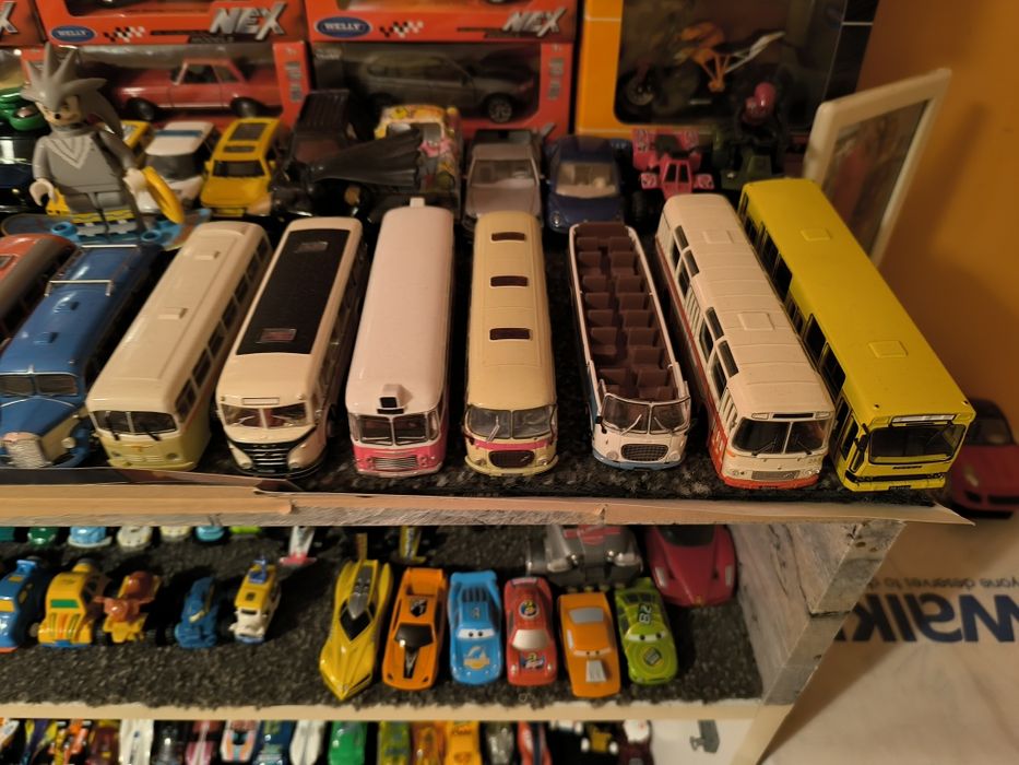 Колички: Hot Wheels, NEX, AUTOBÚSES & и още