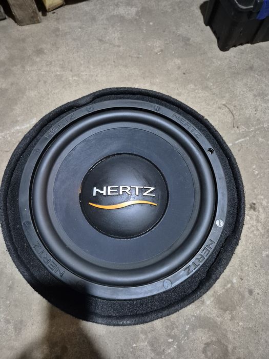 Бас Каса Hertz ES300 700W