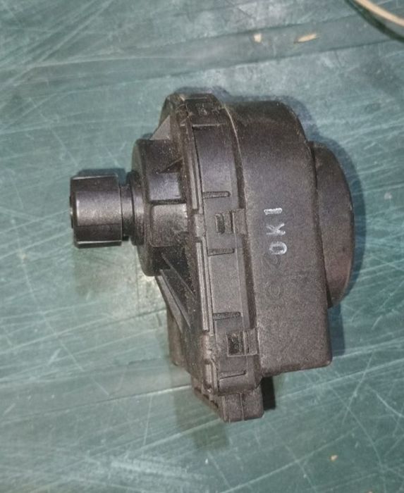 Piese centrală termică Junkers Ceraclass Midi Bosch 24 kW, valvă gaz