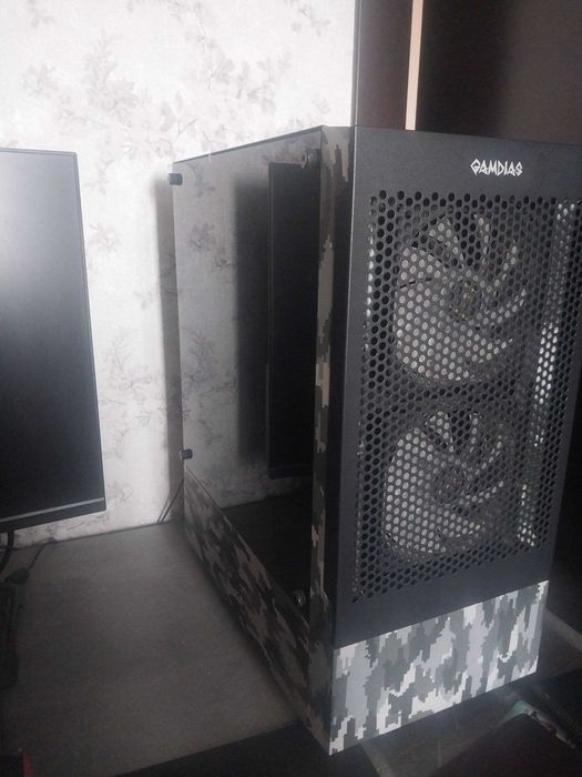 Kuchli Gaming / RTX5070 27/200Hz