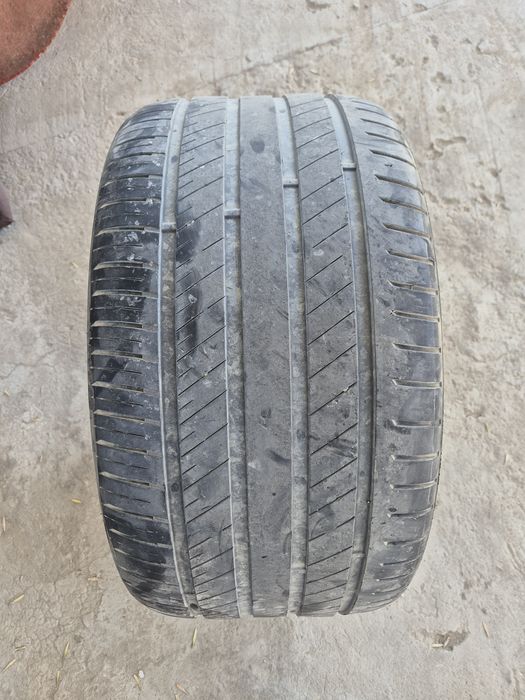 Покрышка одиночка от BMW X5