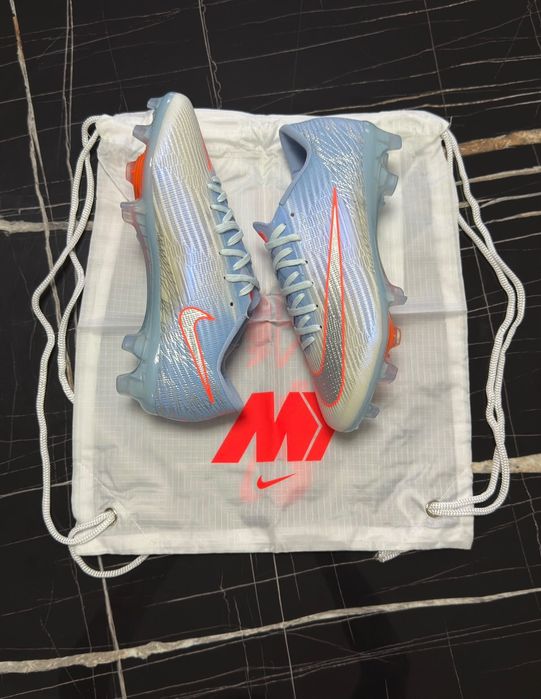 Ghete de fotbal Nike