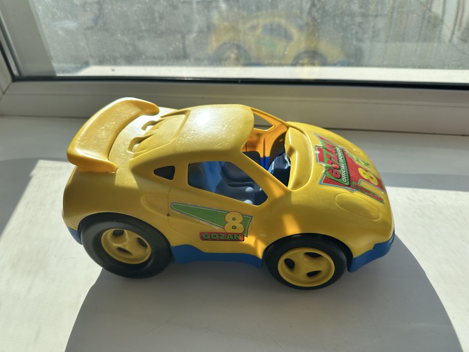 Продам игрушки разные