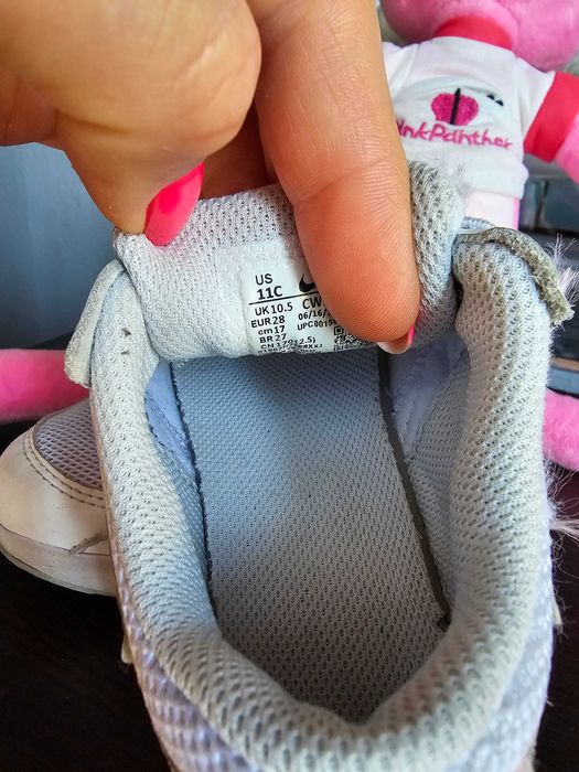 Обувки Nike 28 размер  и кецове GAP 28 размер  .За двата чифта 50лв