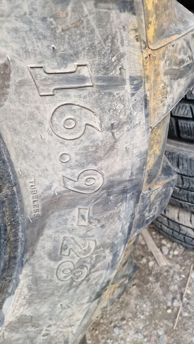 ANVELOPE 16.9-28 marca BKT, 12 ply