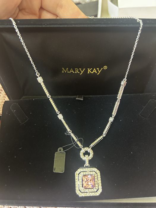 Продам комплект бижутерии