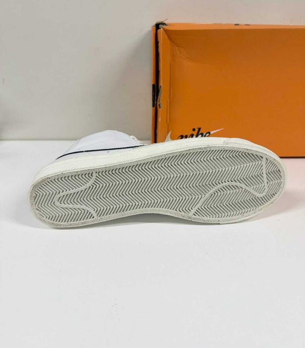 ЧИСТО НОВИ Мъжки Кецове Nike Blazer Mid 77 Vintage - Номер 45.5 (29.5 см)