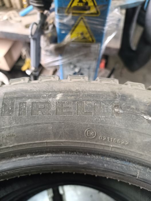 225/55/19 две шины