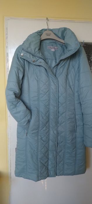 Дамско яке с качулка