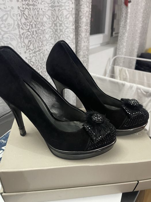 Обувки официални