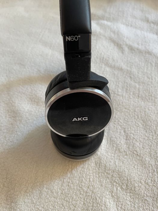 Casti On Ear AKG N60 NC Noice Cancelling