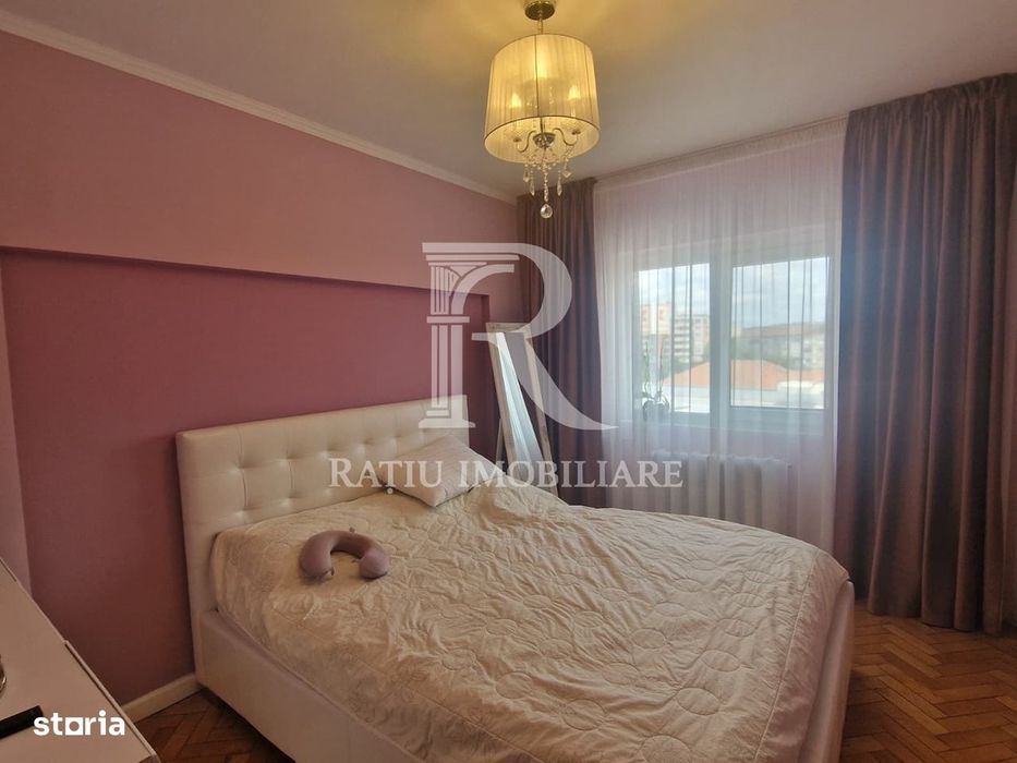 Apartament cu 3 camere | Zona Biserica Emanuel | Oradea — fotografia 1