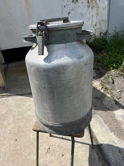 Продам флягу алюминиевую 40л