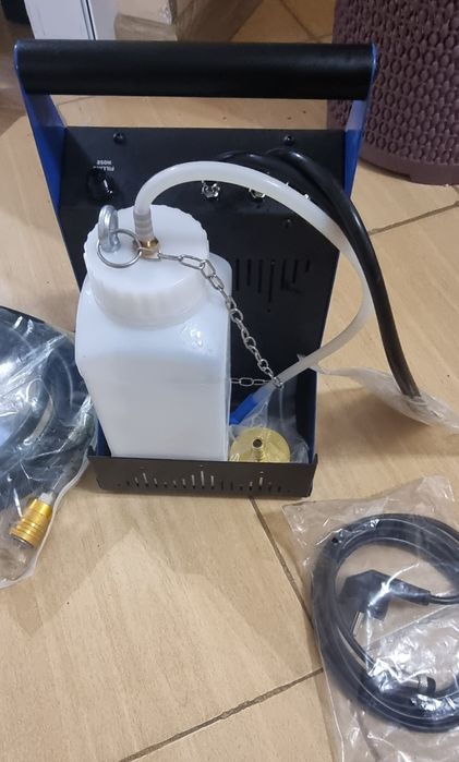 Комплект за автоматично обезвъздушаване на спирачки