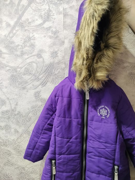 Продам детскую куртку- зима