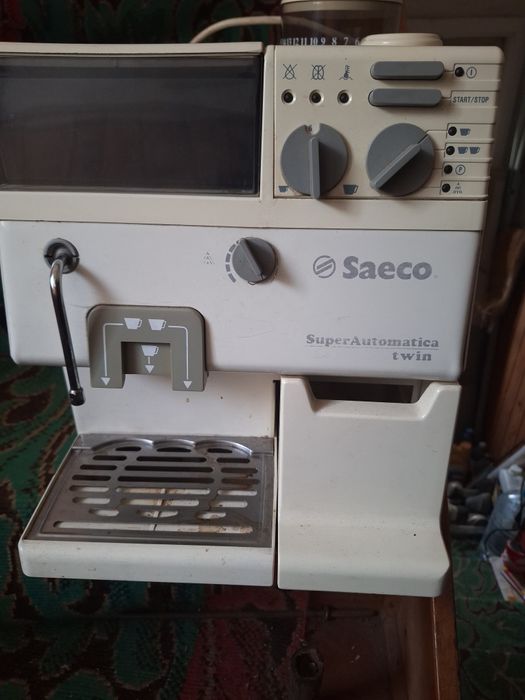Продавам кафеавтомат Saeco